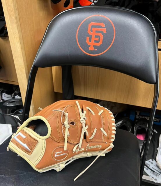Team CES.
Dylan Cumming.
RHP SF Giants.
LFG. 
⚾️⚾️⚾️⚾️⚾️⚾️

#ces #certifiedeverysport #certified #baseballglove #ballglove #ballplayer #baseball #customgloves #custombats #coach #athlete #pitcher #mlb #milb